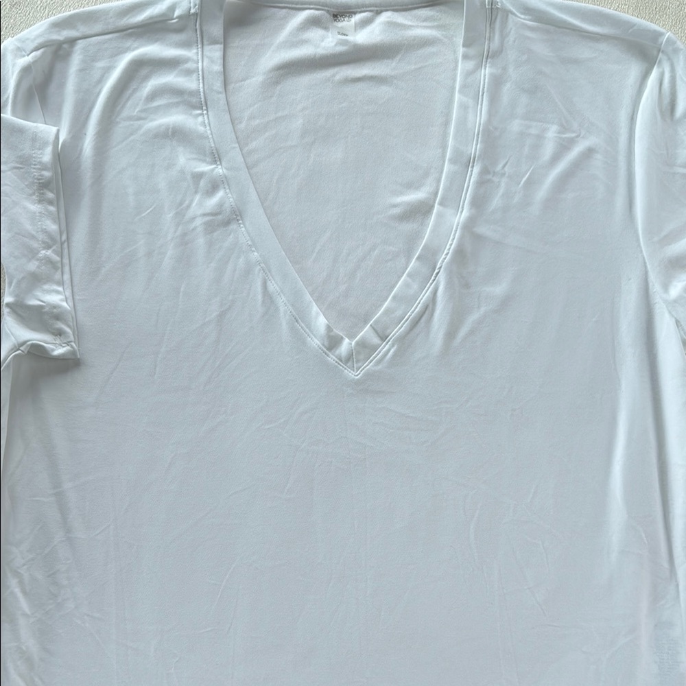 NWOT Beyond Yoga Split Up Long Tee - Picture 2 of 9